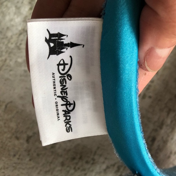 Authentic Disney Parks Minnie Mouse Ears. - Picture 5 of 5